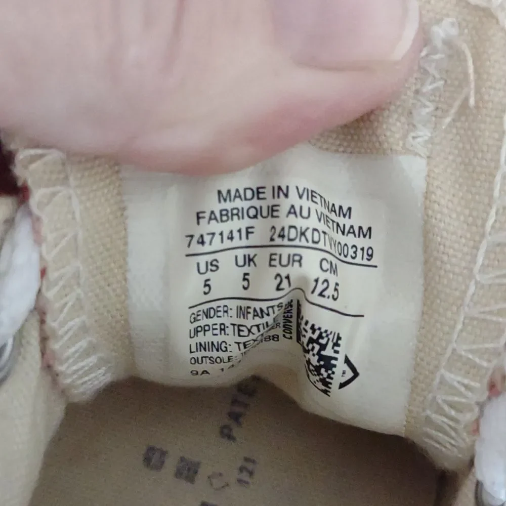 Converse All Star Pink Chuck Taylors Size 5 Low Tops